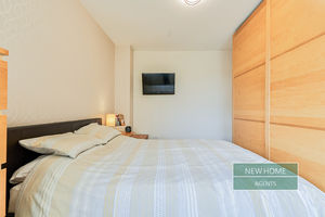 Photo 32- click for photo gallery